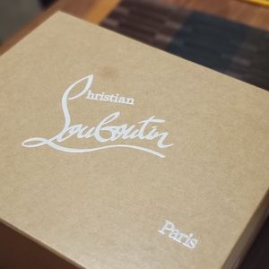 Christian Louboutin Euro 37.5